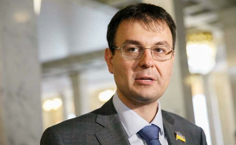 ДПС вимагає сплати податків наперед - чи правомірно і що робити?